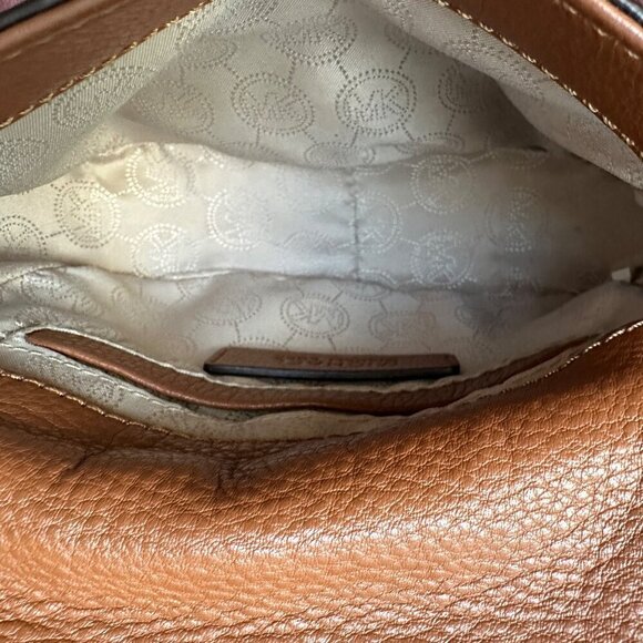 Michael Kors Fulton Small Crossbody Handbag Luggage Brown Leather Adjustable - Picture 7 of 11